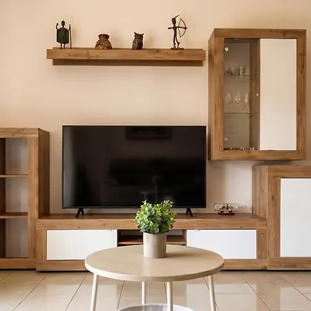 Bright & Spacious - Center Olbia