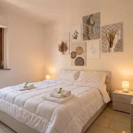 Bright & Spacious - Center Olbia