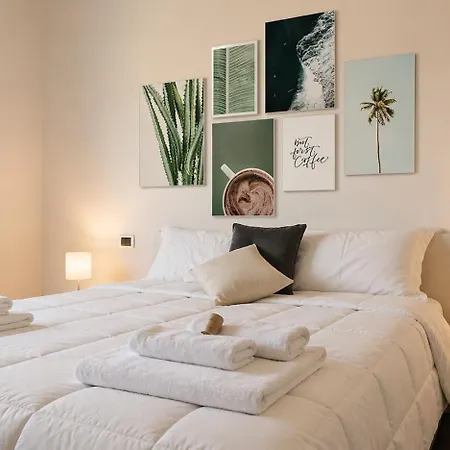 Bright & Spacious - Center Apartment *