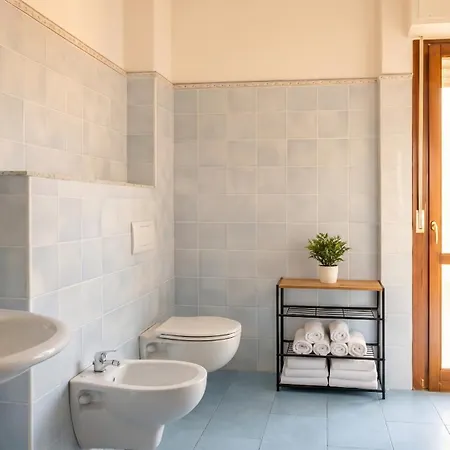 Bright & Spacious - Center Apartament